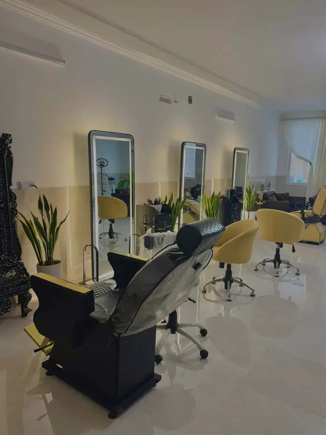 استخدام سالن زیبایی|استخدام درمانی، زیبایی، بهداشتی|یزد, |دیوار