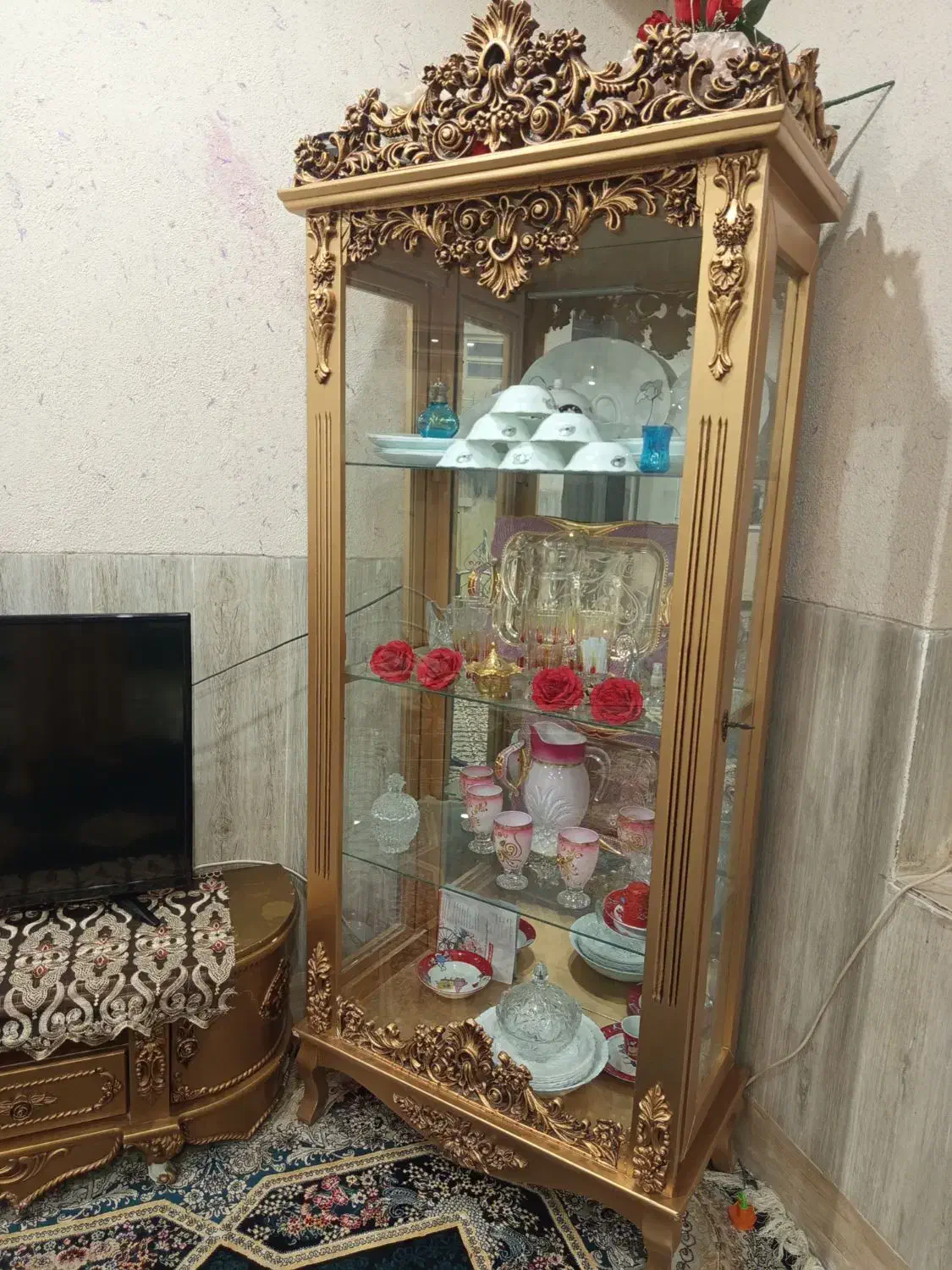 بوفه|بوفه، ویترین، کنسول|زارچ, |دیوار