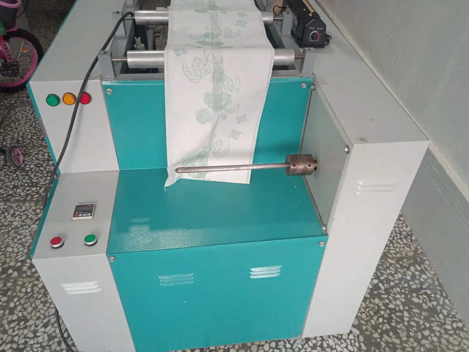 فروش دستگاه سفره یکبار مصرف|ماشینآلات صنعتی|آزادشهر, |دیوار