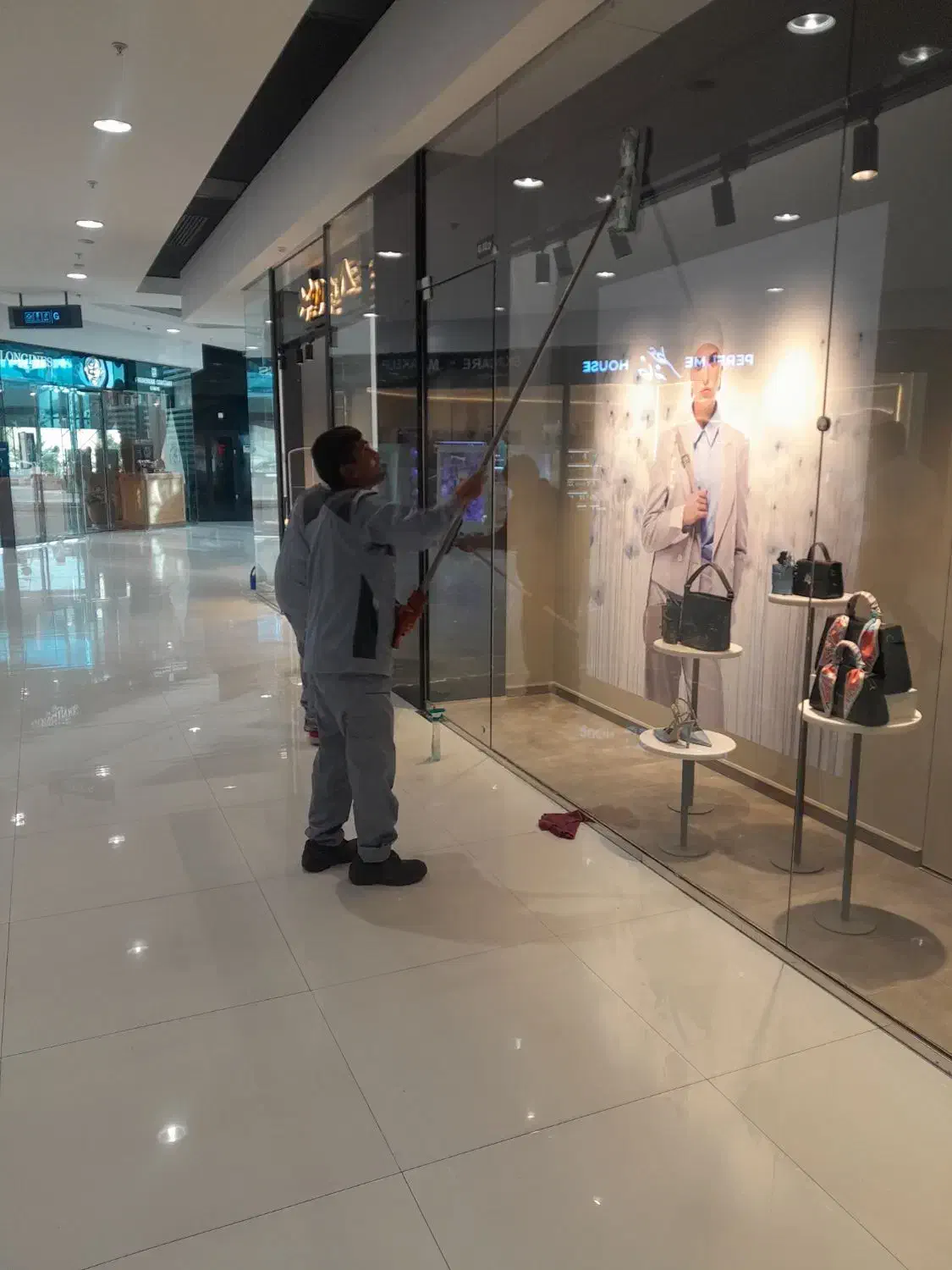 کارگر اقا حقوق ۱۵ م|استخدام سرایداری و نظافت|مشهد, صیاد شیرازی|دیوار