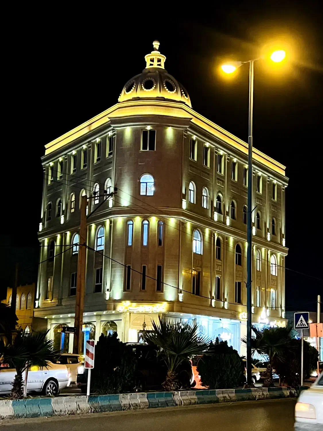 منشی|استخدام اداری و مدیریت|یزد, |دیوار