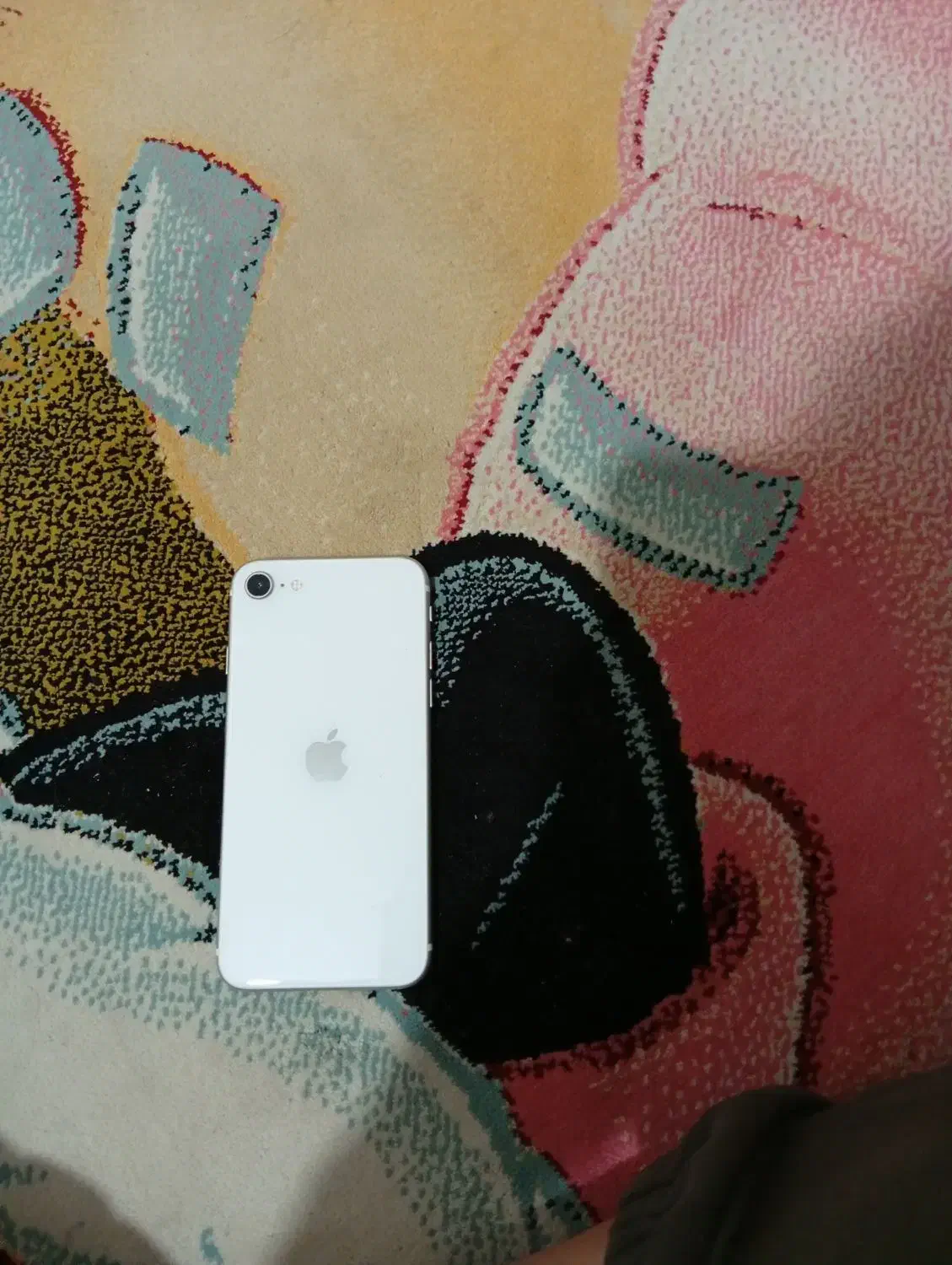 اپل iPhone SE (2020)|موبایل|تهران, اکباتان|دیوار