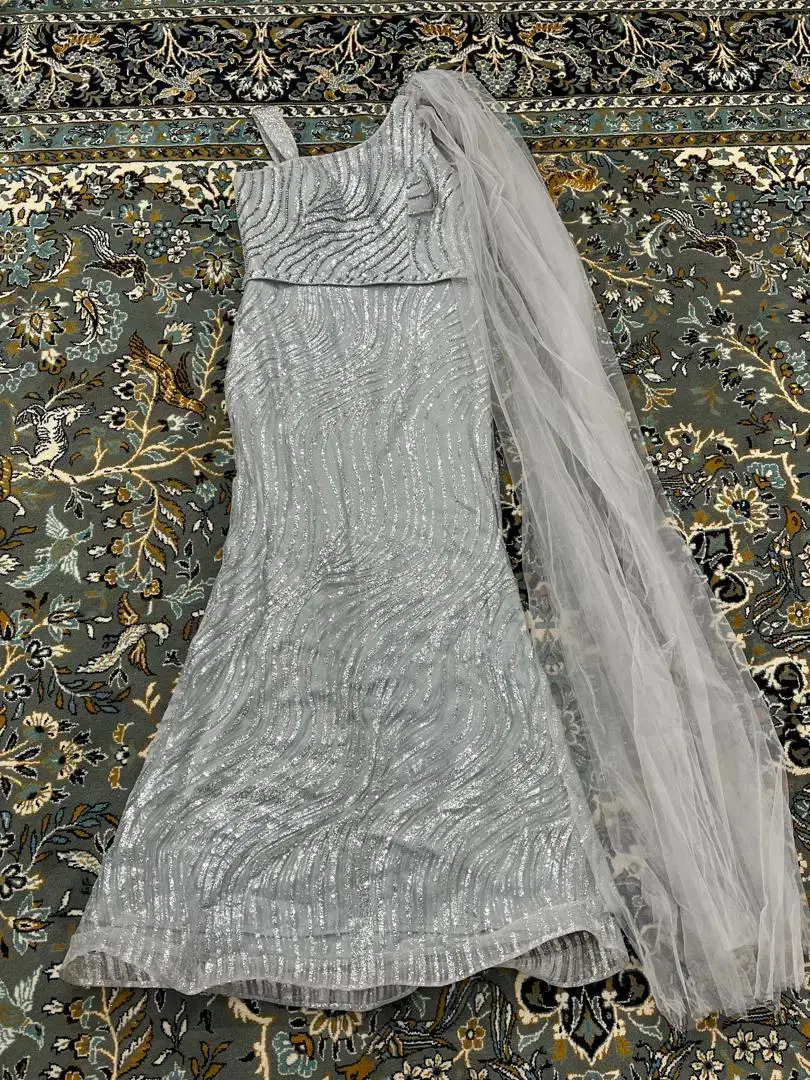 لباس مجلسی شیک در حد نو|لباس|جهرم, |دیوار