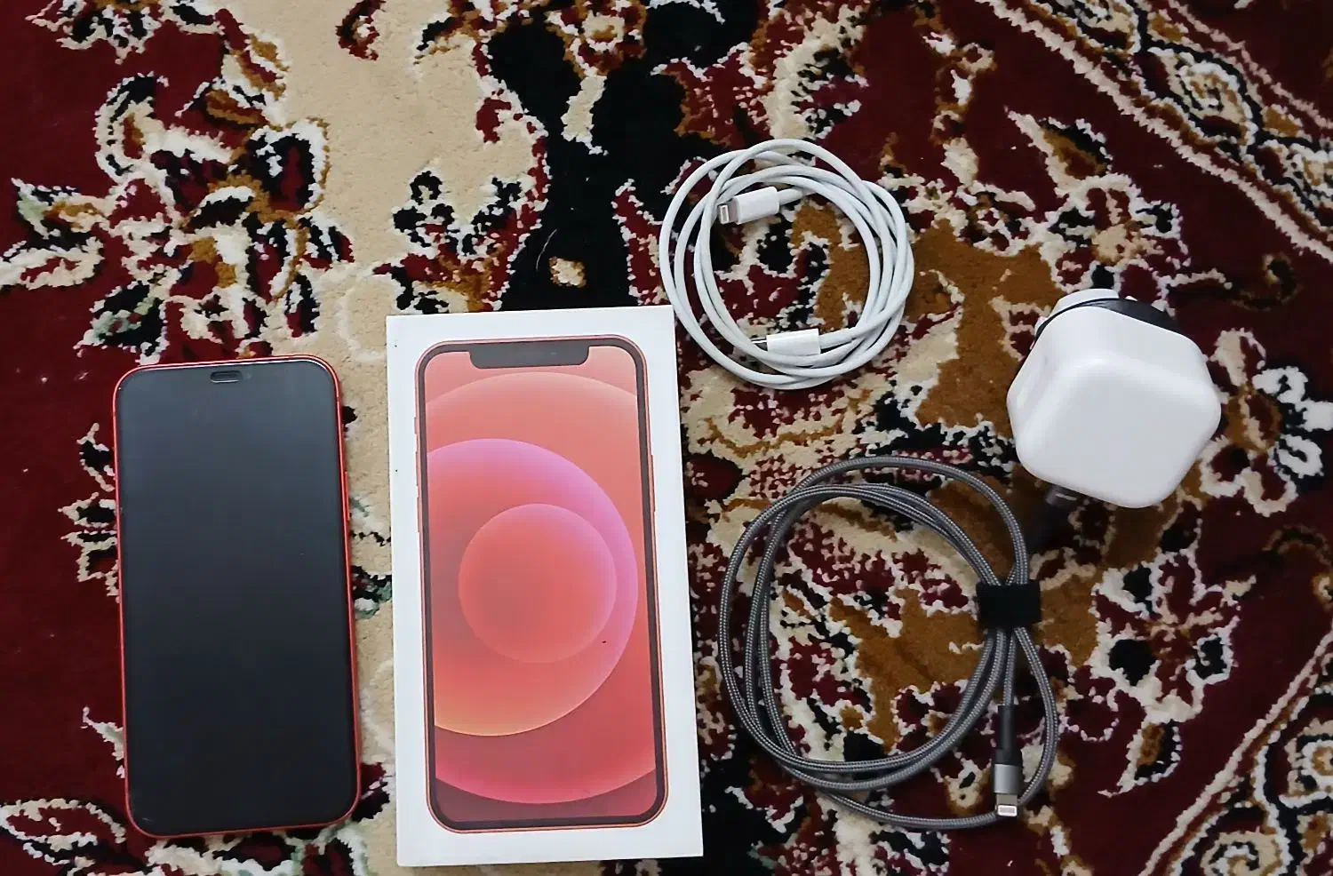 ایفون ۱۲ ۲۵۶گیگ|موبایل|خرم‌آباد, |دیوار