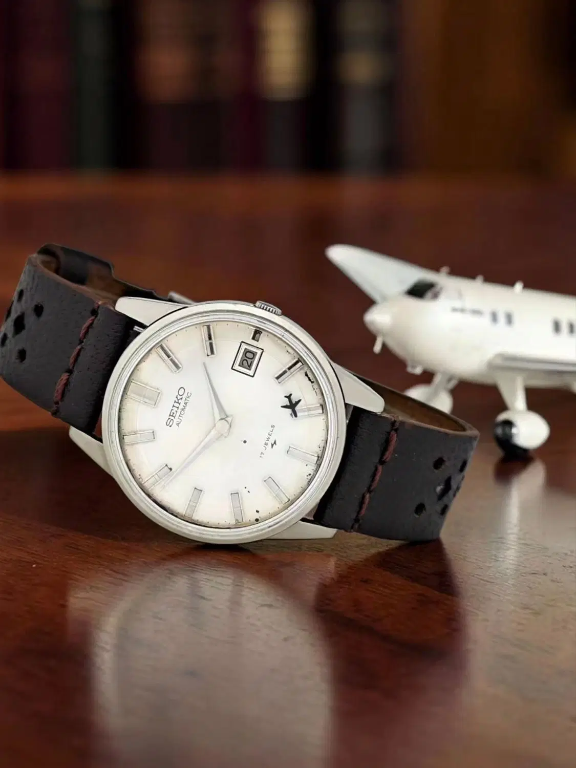 ساعت سیکو ثانیه هواپیما بینهایت کمیاب و خاص|ساعت|تهران, خواجه نظام الملک|دیوار