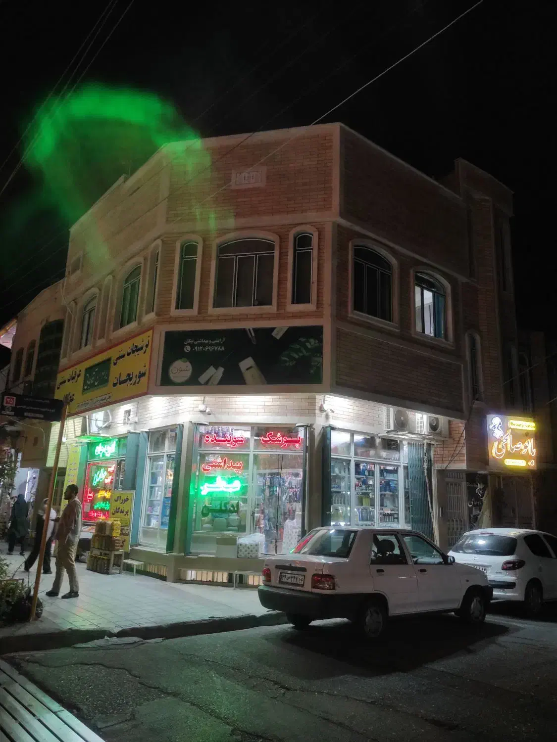 اجاره مغازه خیابان دانیال|اجارهٔ مغازه و غرفه|قم, زنبیل آباد|دیوار