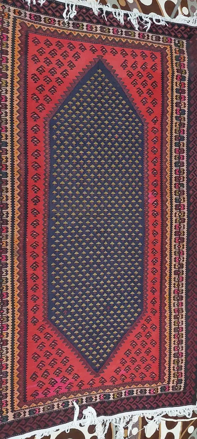 گلیم|گلیم، جاجیم، گبه|رشت, استقامت ۱|دیوار