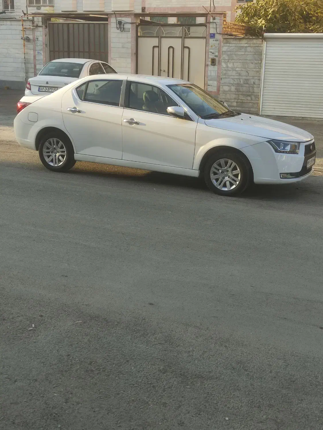 دنا پلاس مدل۱۴۰۰|خودرو سواری و وانت|اراک, |دیوار