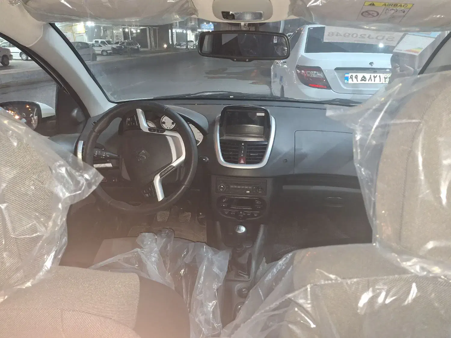 207 سقف شیشه ای|خودرو سواری و وانت|بهبهان, |دیوار