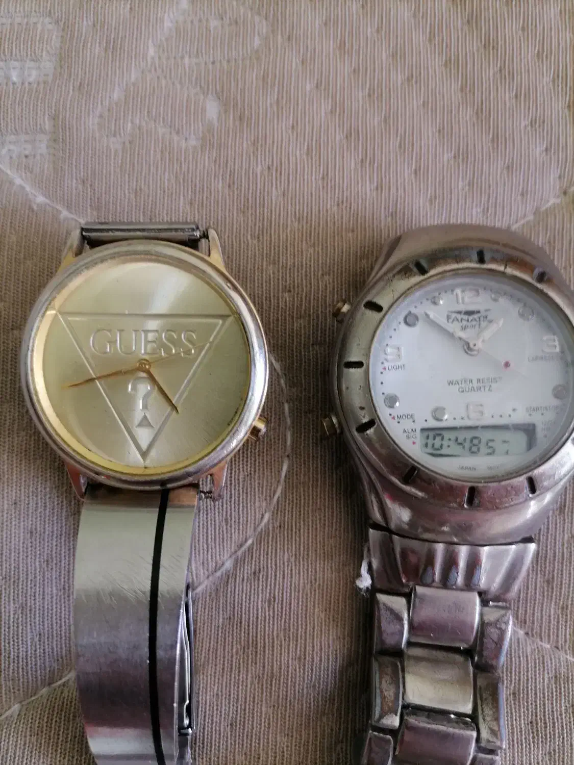 ساعت قدیمی|ساعت|شاهین‌شهر, حافظ جنوبی|دیوار