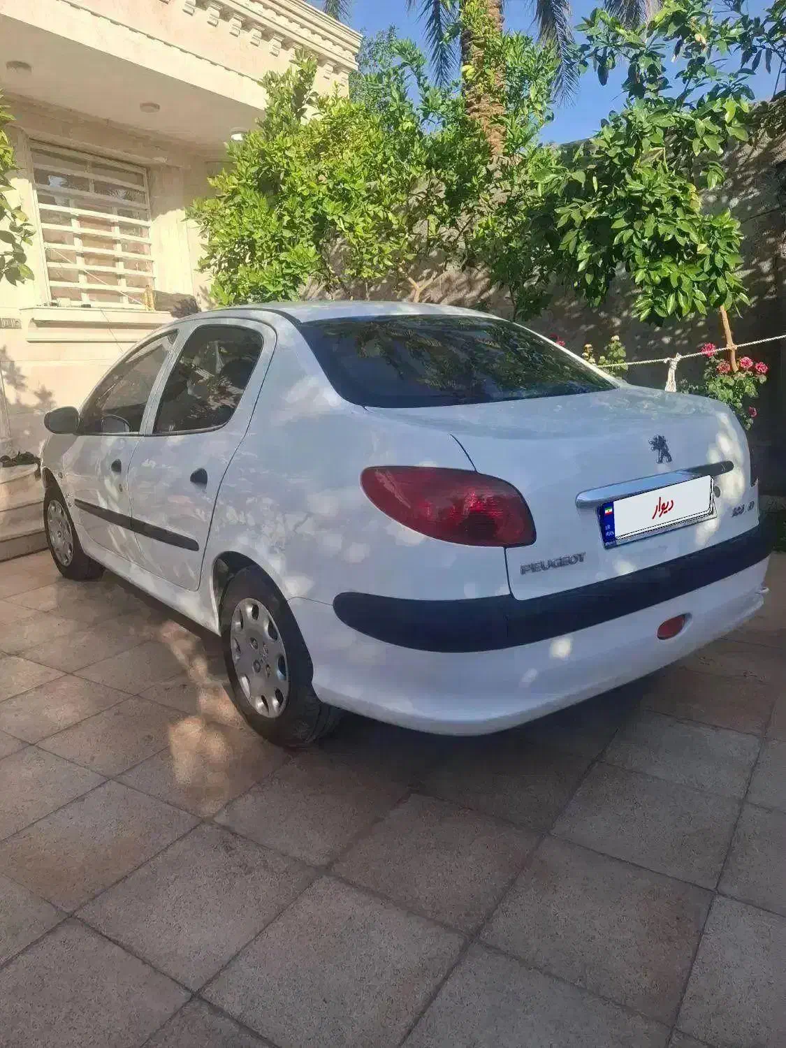 ۲۰۶ تیپ ۵ موتور تیوفایو بدون رنگ کارمندی|خودرو سواری و وانت|بم, |دیوار