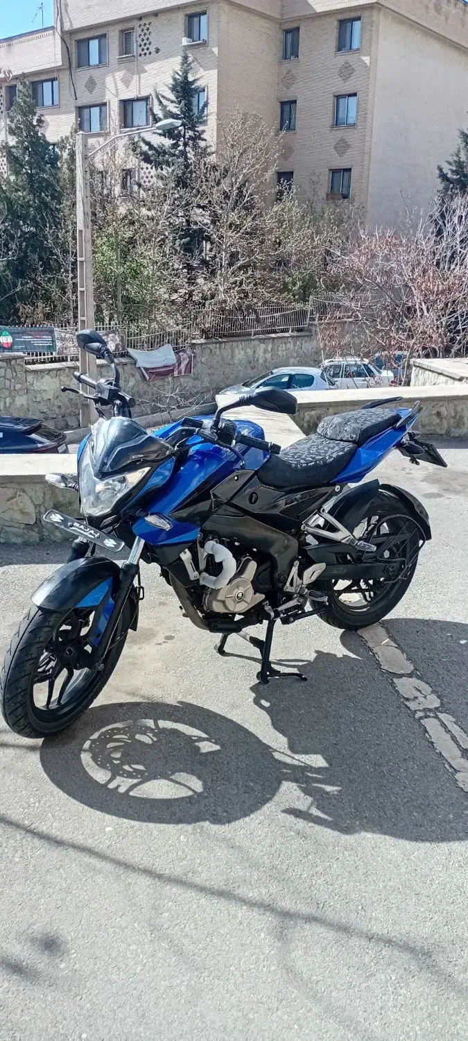 Ns200|موتورسیکلت|تهران, شهرک محلاتی|دیوار