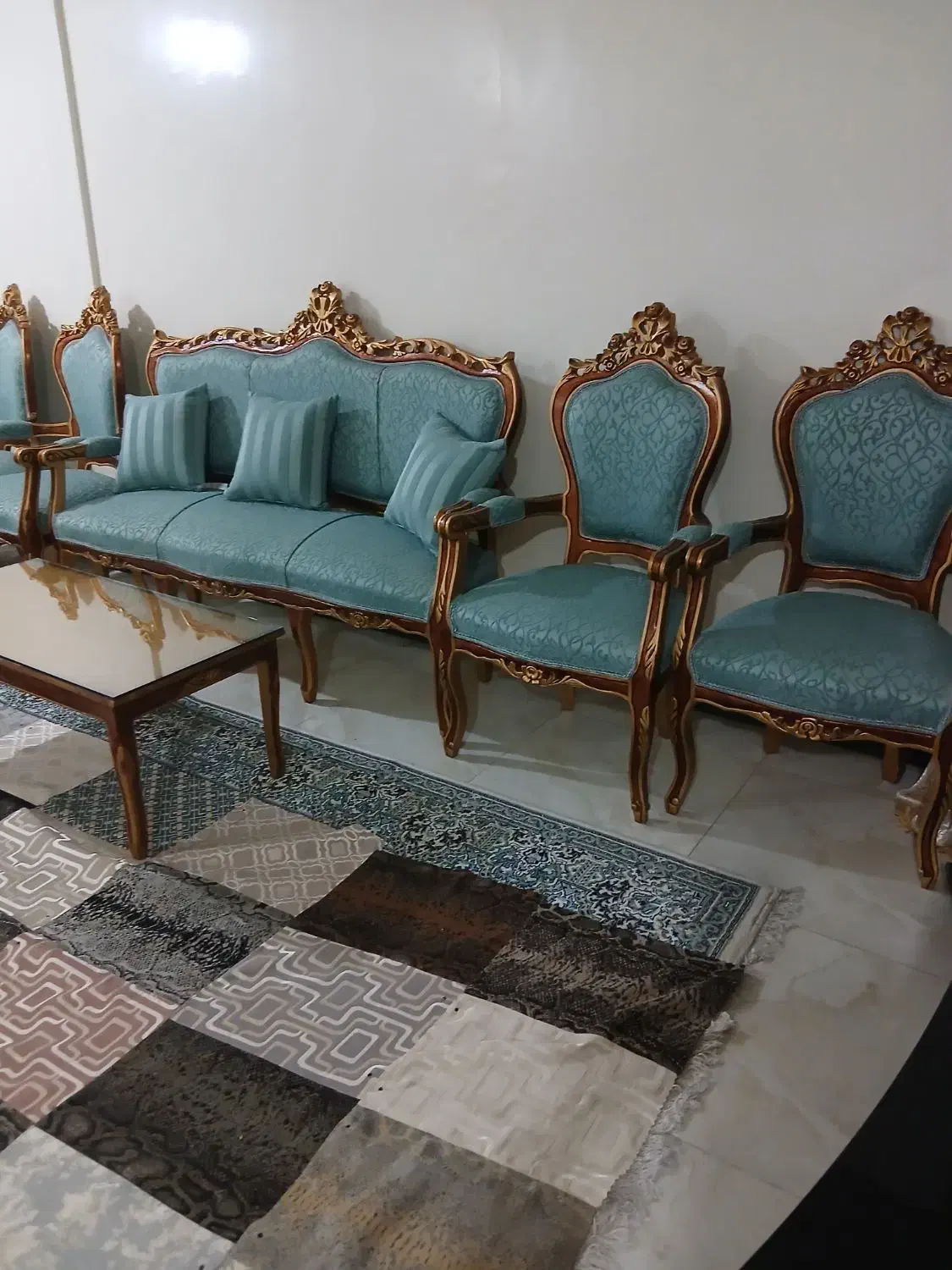 مبل ۹ نفره ومیزناهارخوری ۶ نفره|مبلمان خانگی و میز عسلی|تهران, قاسمآباد|دیوار