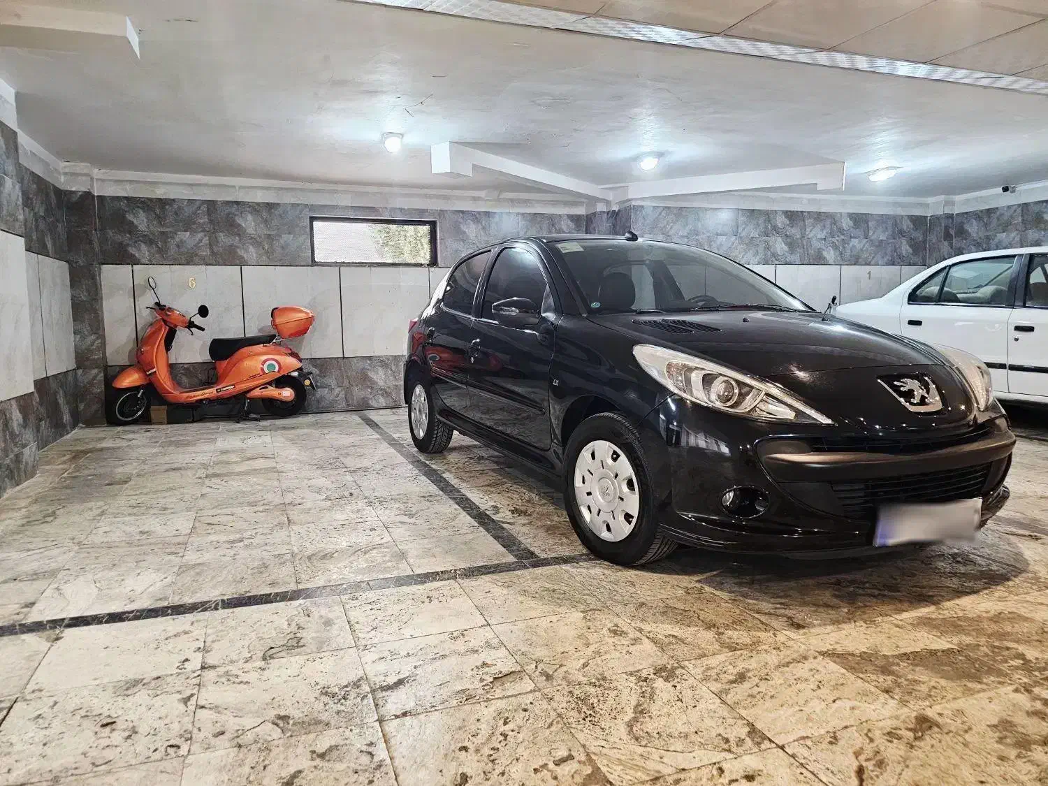 پژو ۲۰۷ تحویل ۱۴۰۰ فلز برقی چهار چرخ دیسک|خودرو سواری و وانت|شیراز, شاهچراغ|دیوار