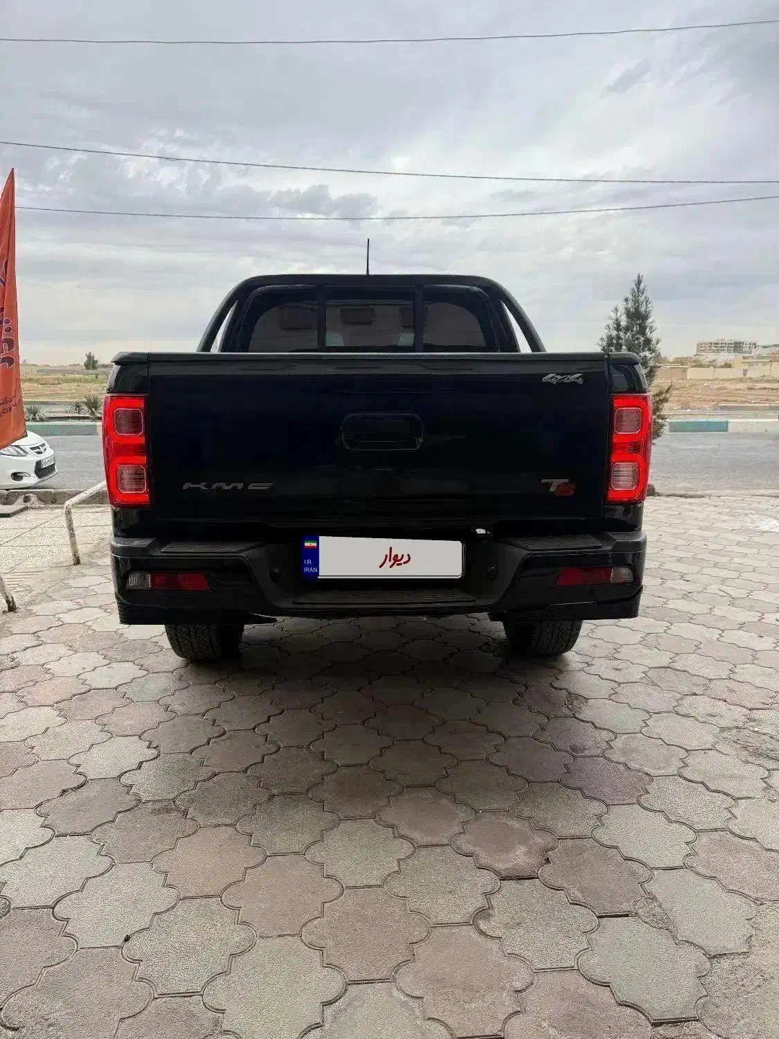 کی ام سی تی ۸ مدل ۱۴۰۲ کارکرد ۱۵۵۰۰ کیلومتر|خودرو سواری و وانت|سیرجان, |دیوار