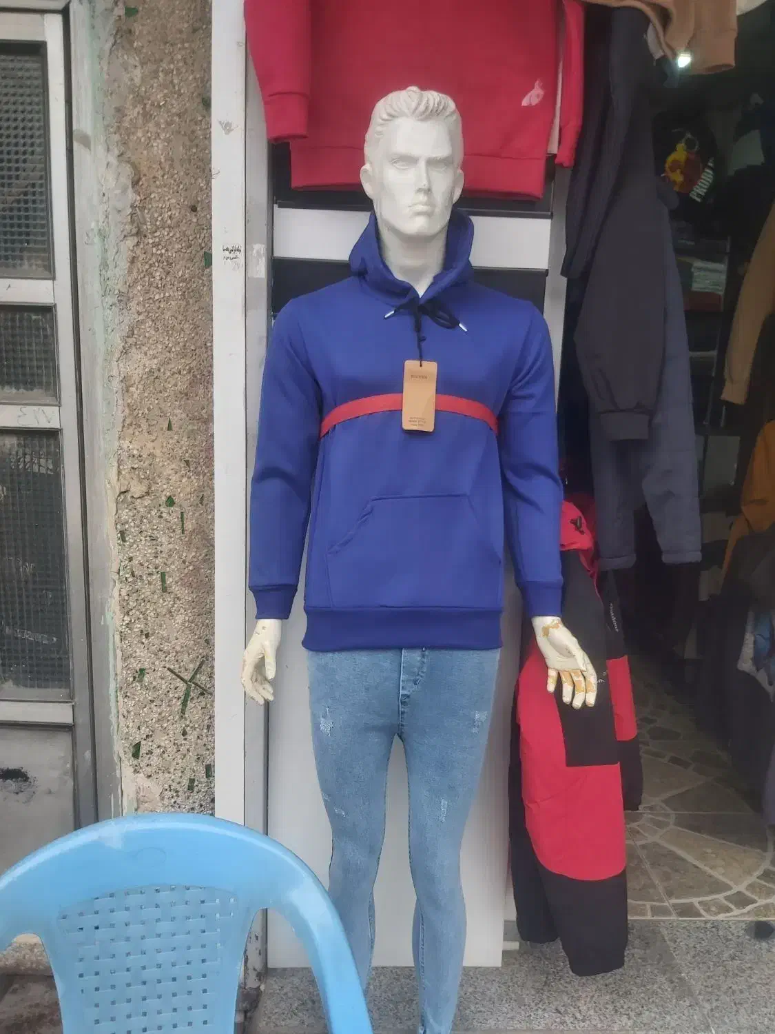 ویترین و مانکن|بوفه، ویترین، کنسول|تاکستان, |دیوار