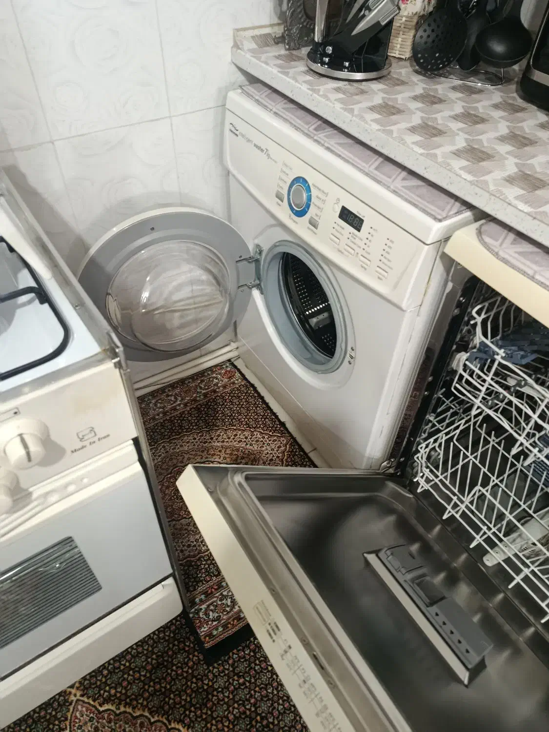 بدلیل مهاجرت بفروش میرسد|ماشین لباسشویی و خشک‌کن لباس|مراغه, |دیوار