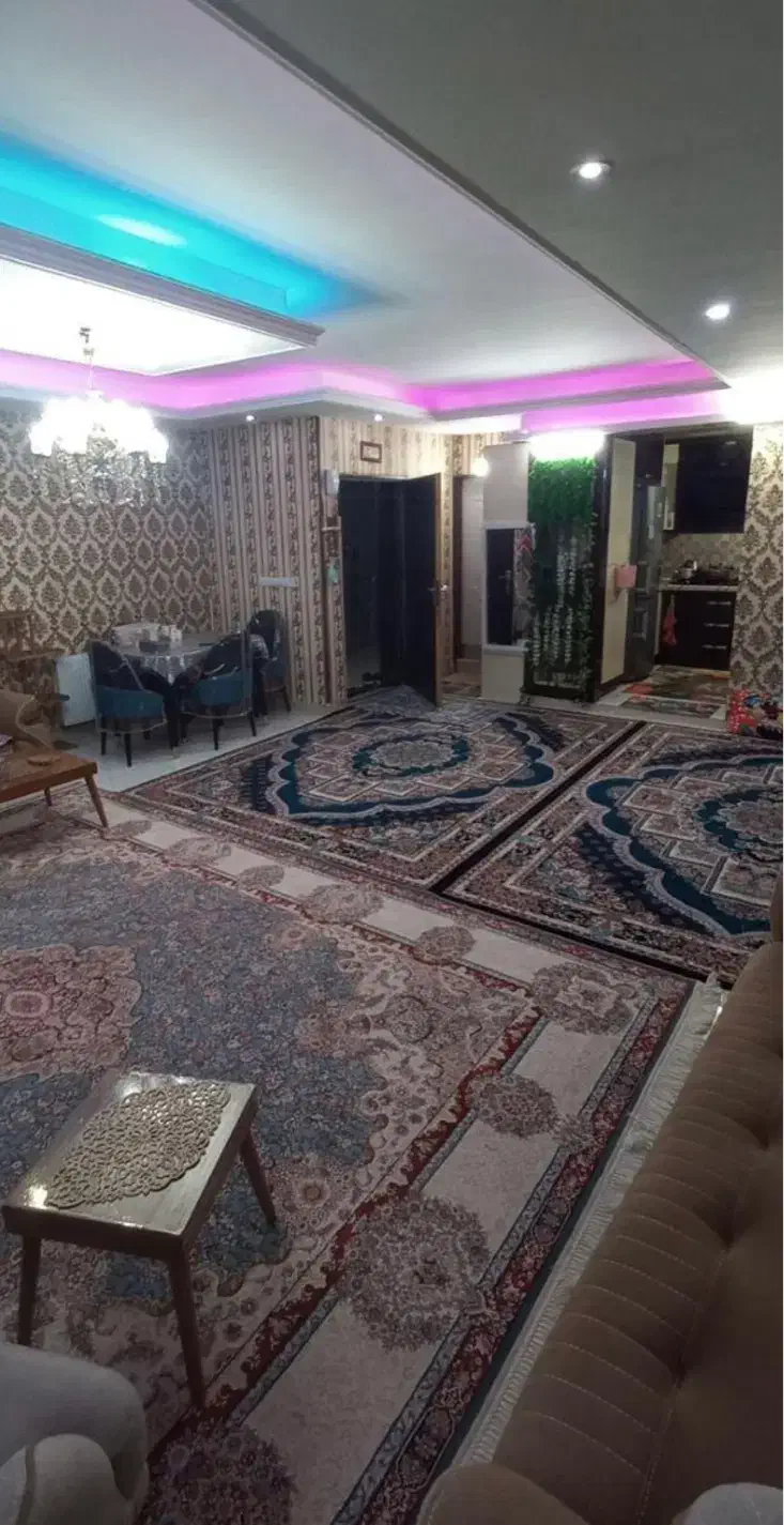 ۹۸متری ۲ خوابه پارکینگ مشاع/ نورگیر/خیایان ولیعصر|فروش آپارتمان|بابلسر, |دیوار