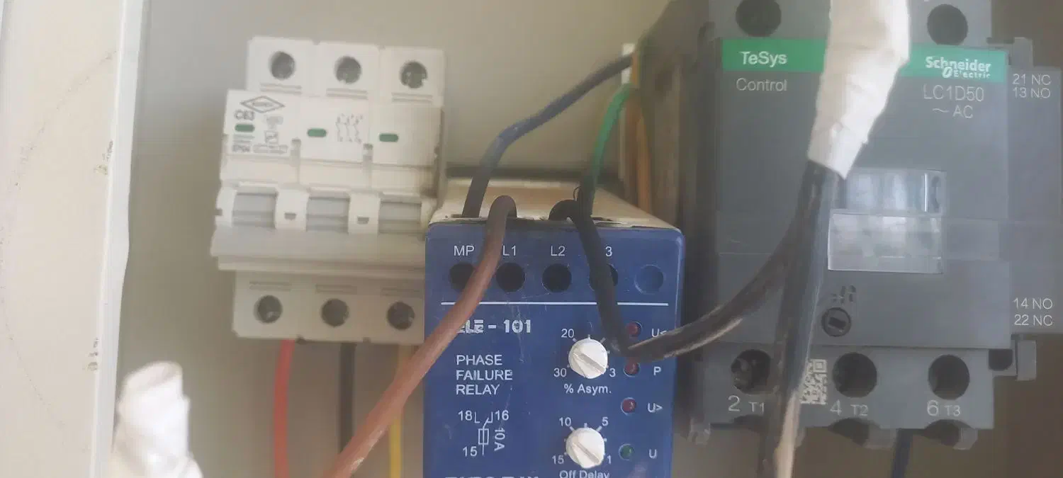 برقکار صنعتی تابلو روشنایی و کنترل فاز|خدمات پیشه و مهارت|زابل, |دیوار