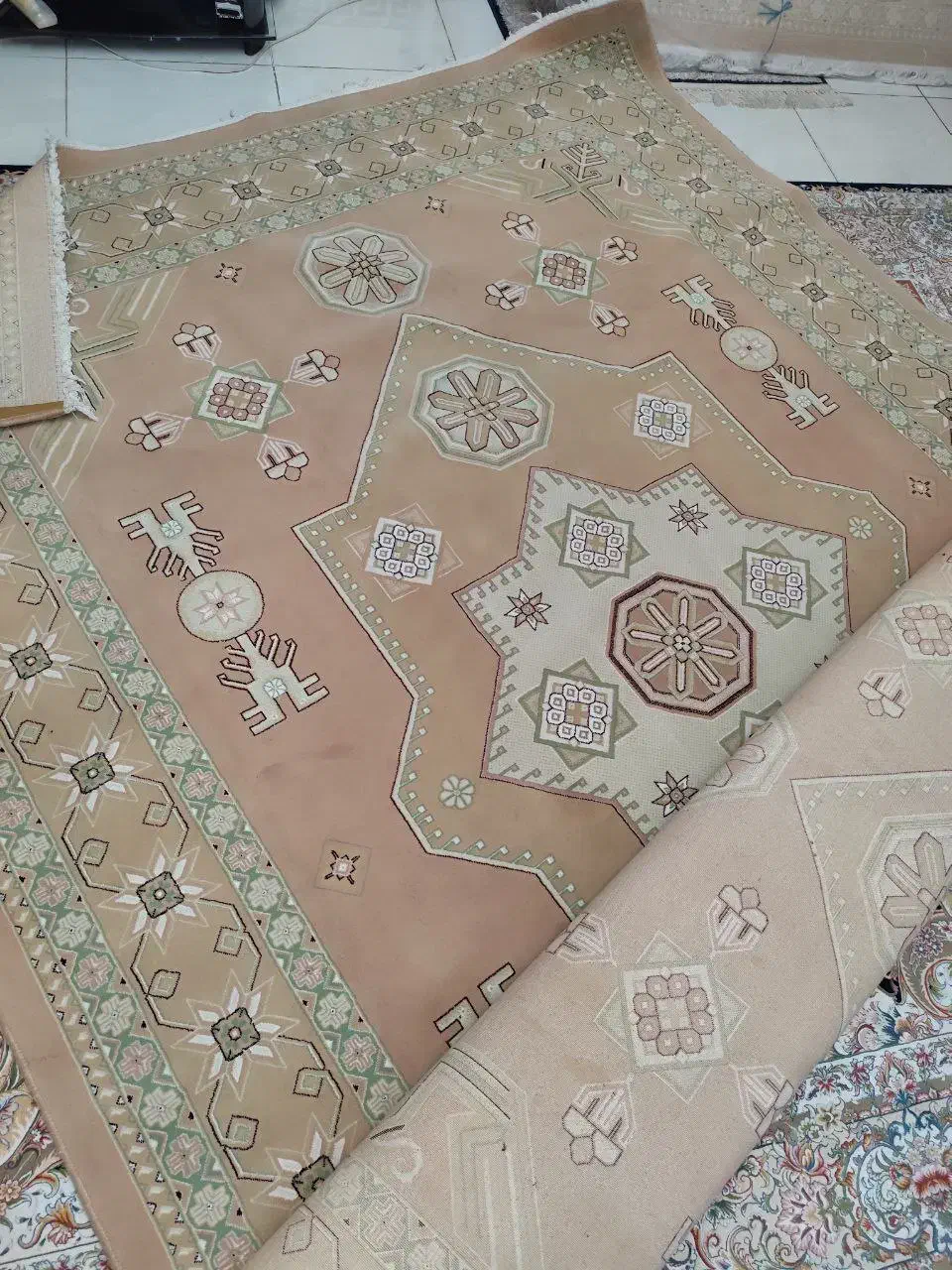 دوعدد فرش 9متری رنگ گردویی 700شانه|فرش|تهران, امیریه|دیوار