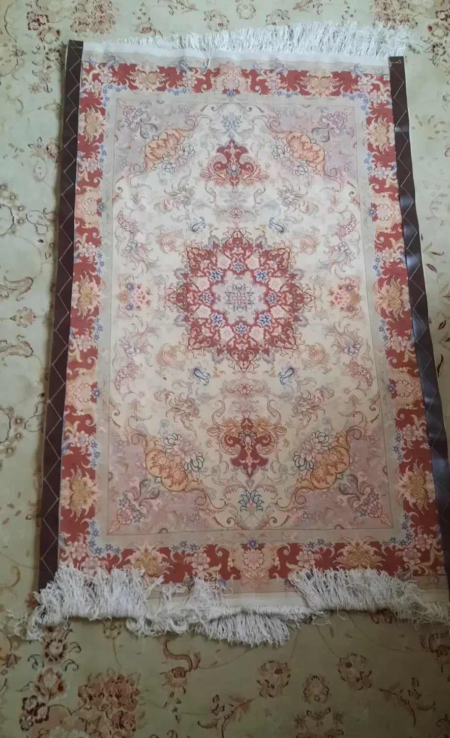 فرش دست بافت|فرش|قزوین, |دیوار