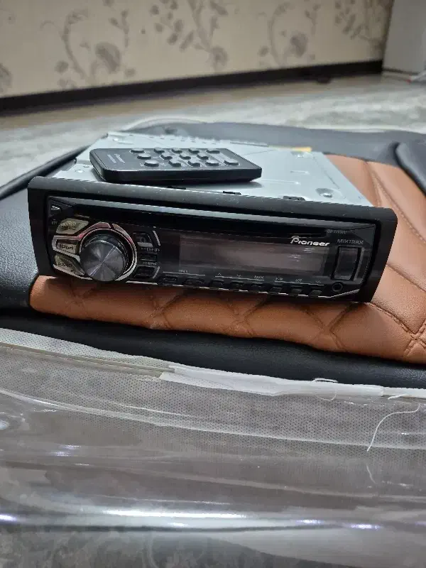 ضبط پایونیر و روکش صندلی هایما S7|قطعات یدکی و لوازم جانبی|شاهین‌شهر, خانه کارگر|دیوار