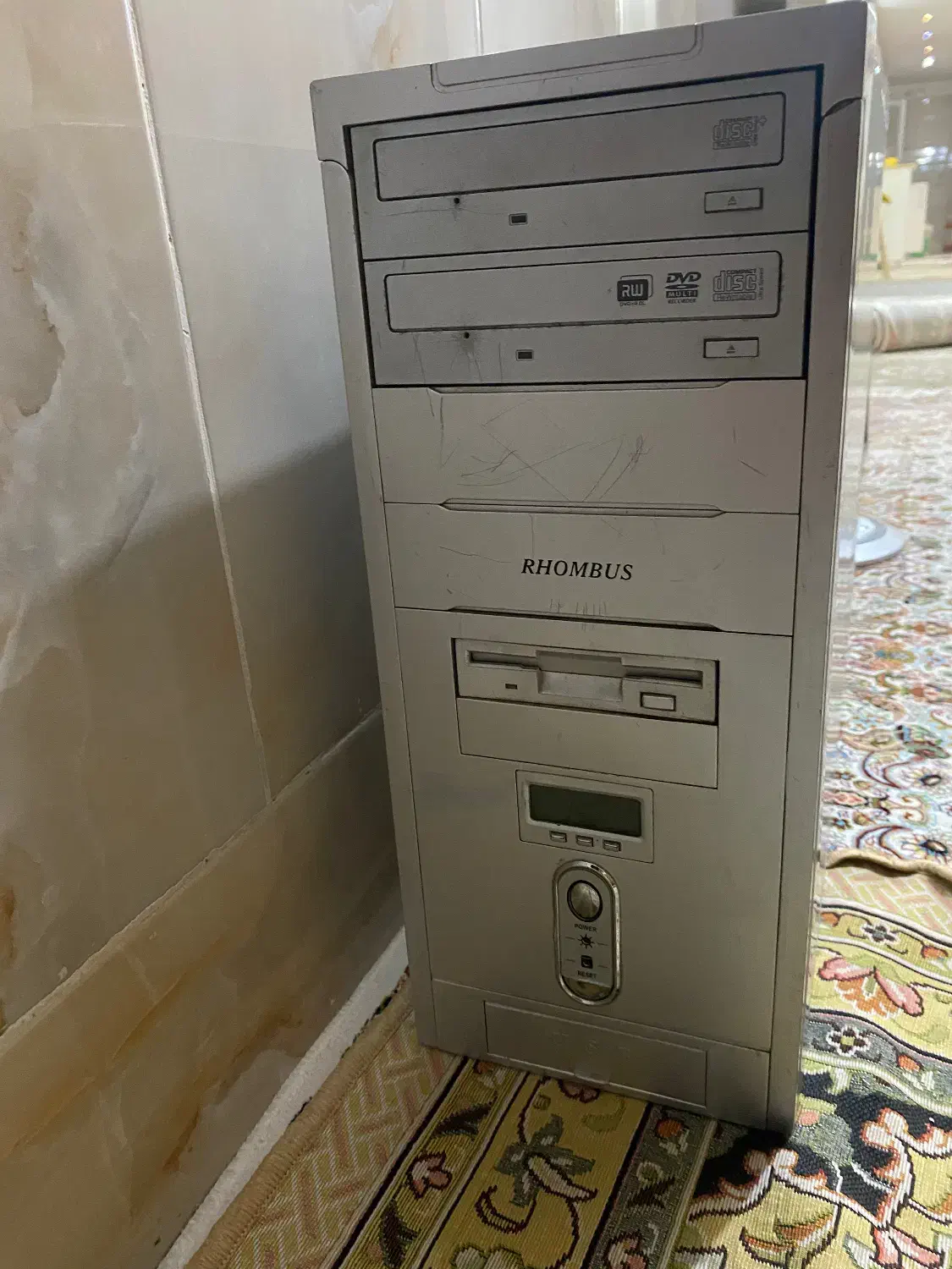 کامپیوتر ویندوز xp|رایانه رومیزی|قم, جهان بینی|دیوار