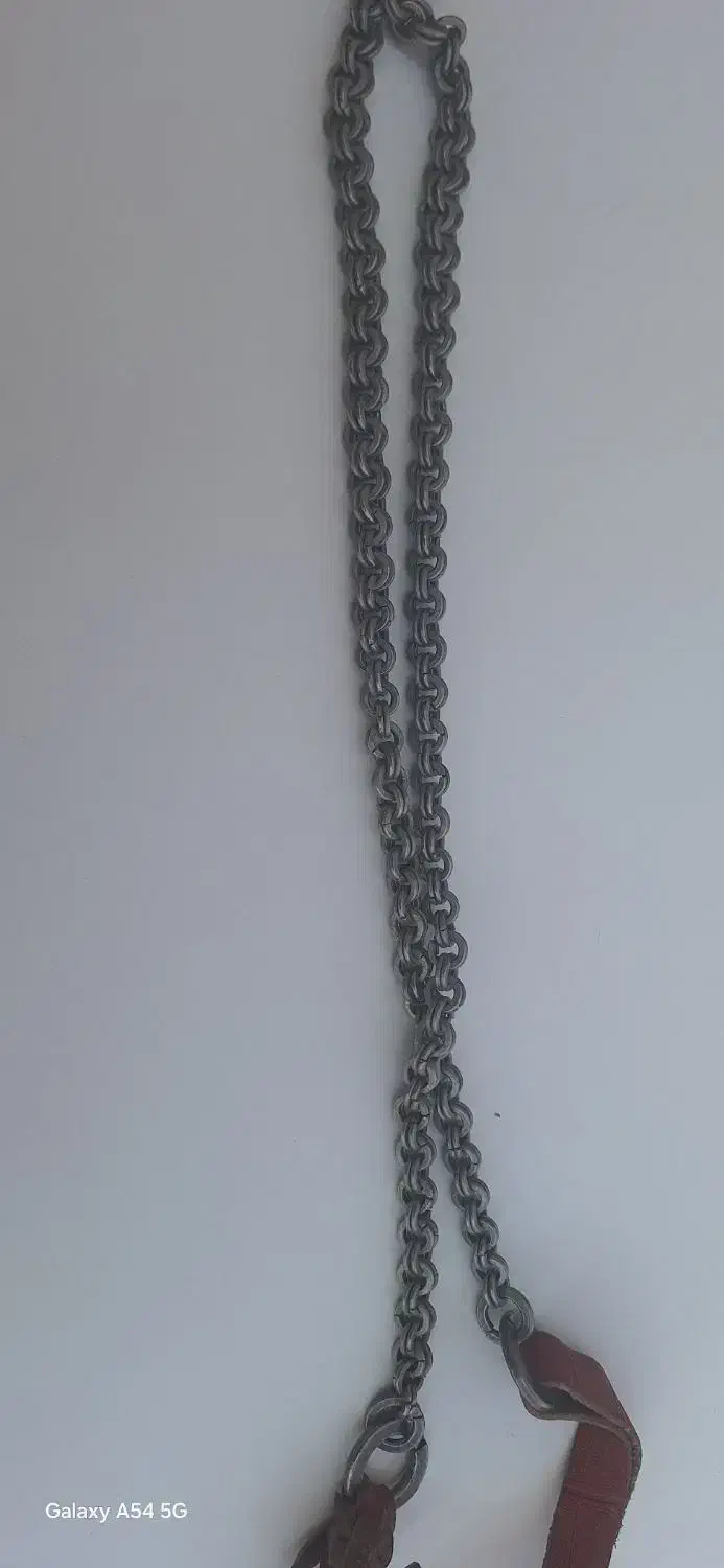 زنجیر یزدی|کلکسیون اشیاء عتیقه|پیر بکران, |دیوار