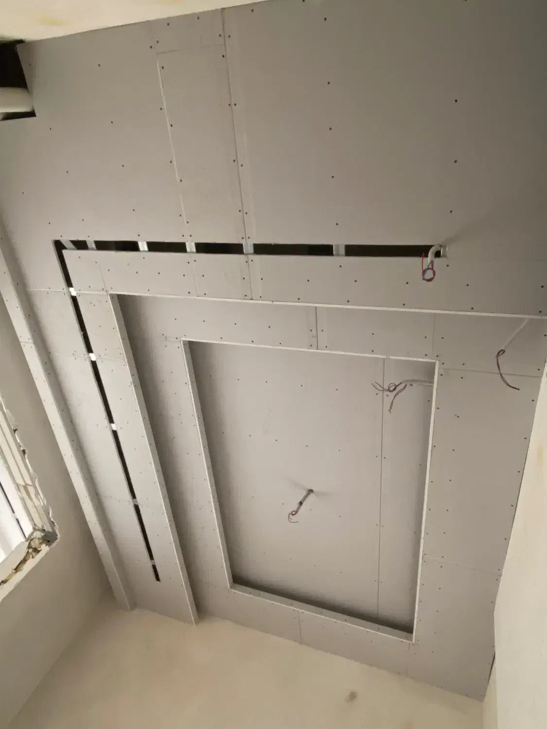 نیازمند کارگر ساده|استخدام معماری، عمران و ساختمانی|ابهر, |دیوار