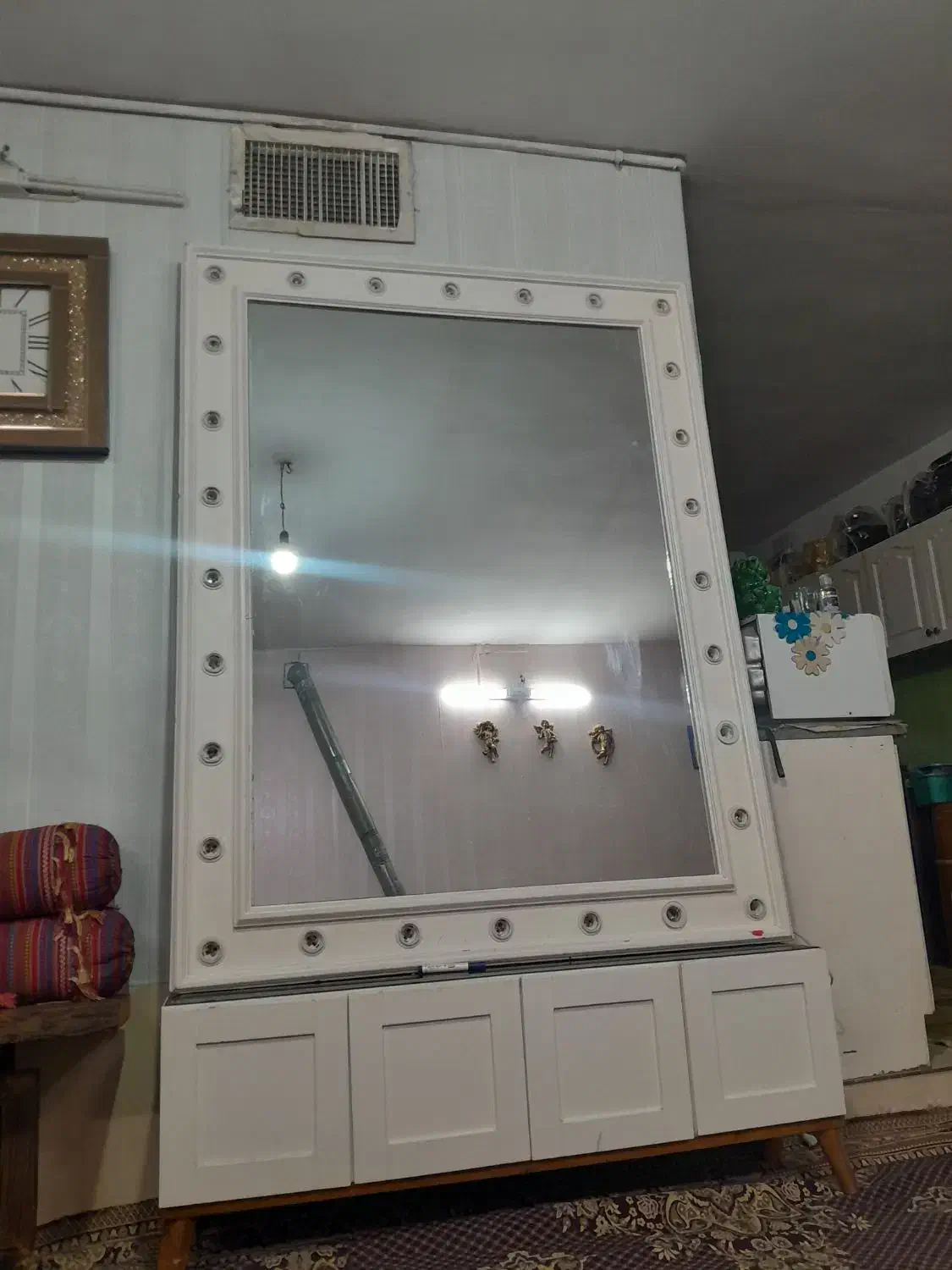 اینه چراغ دار با کنسول|آینه|شهریار, رضی آباد بالا|دیوار