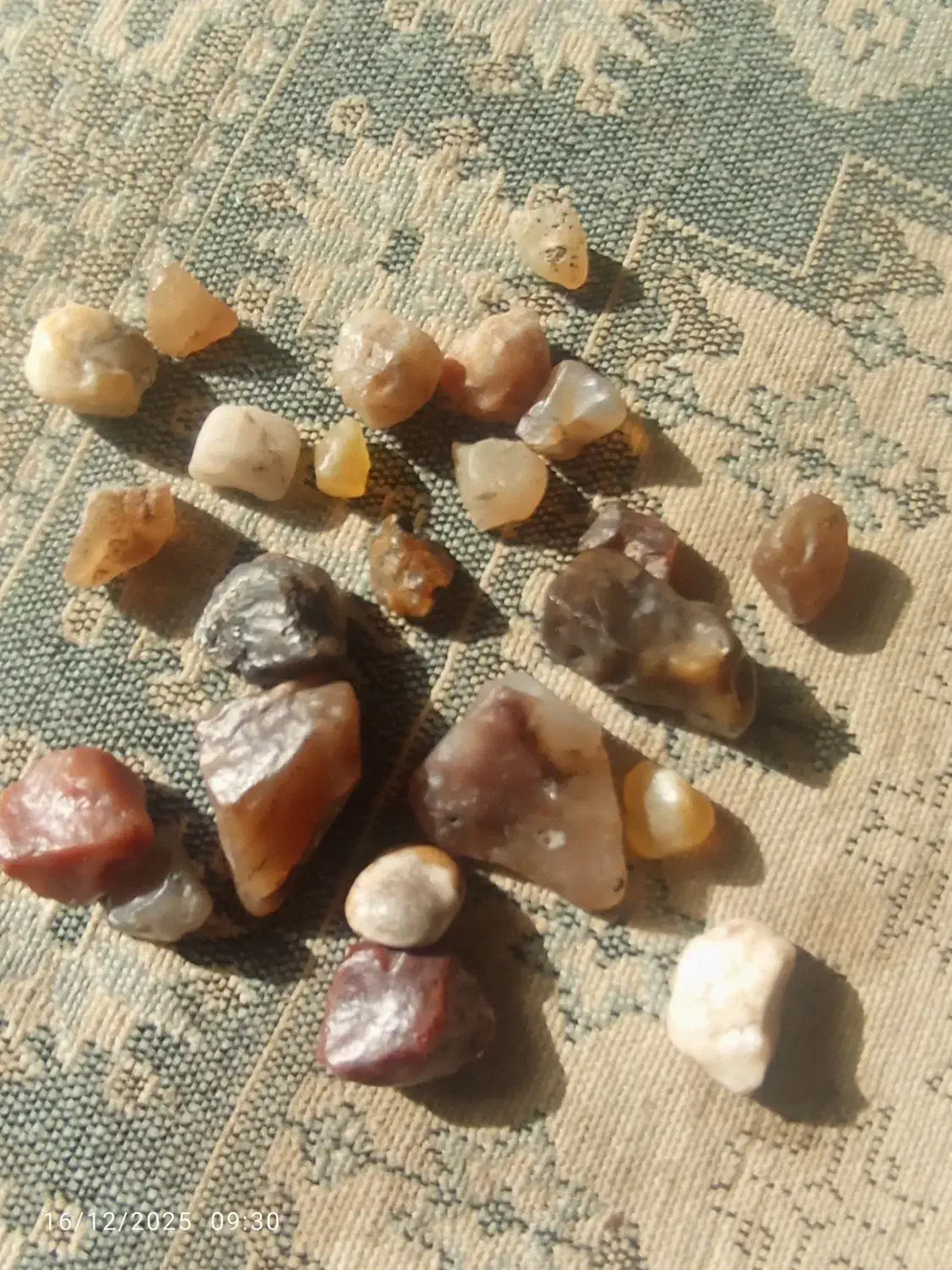 سنگ عقیق طبیعی اصل|کلکسیون اشیاء عتیقه|زابل, |دیوار