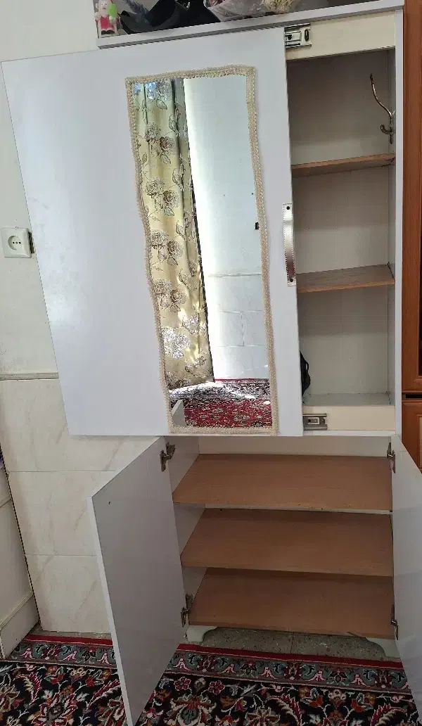 جا کفشی چوبی در حد نو|جاکفشی، کمد، دراور|آباده, |دیوار