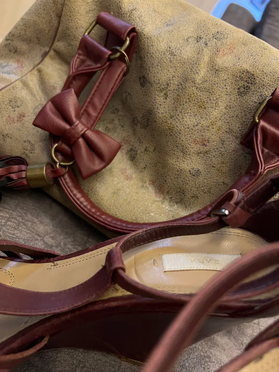 صندل|کیف، کفش، کمربند|تهران, درب دوم|دیوار