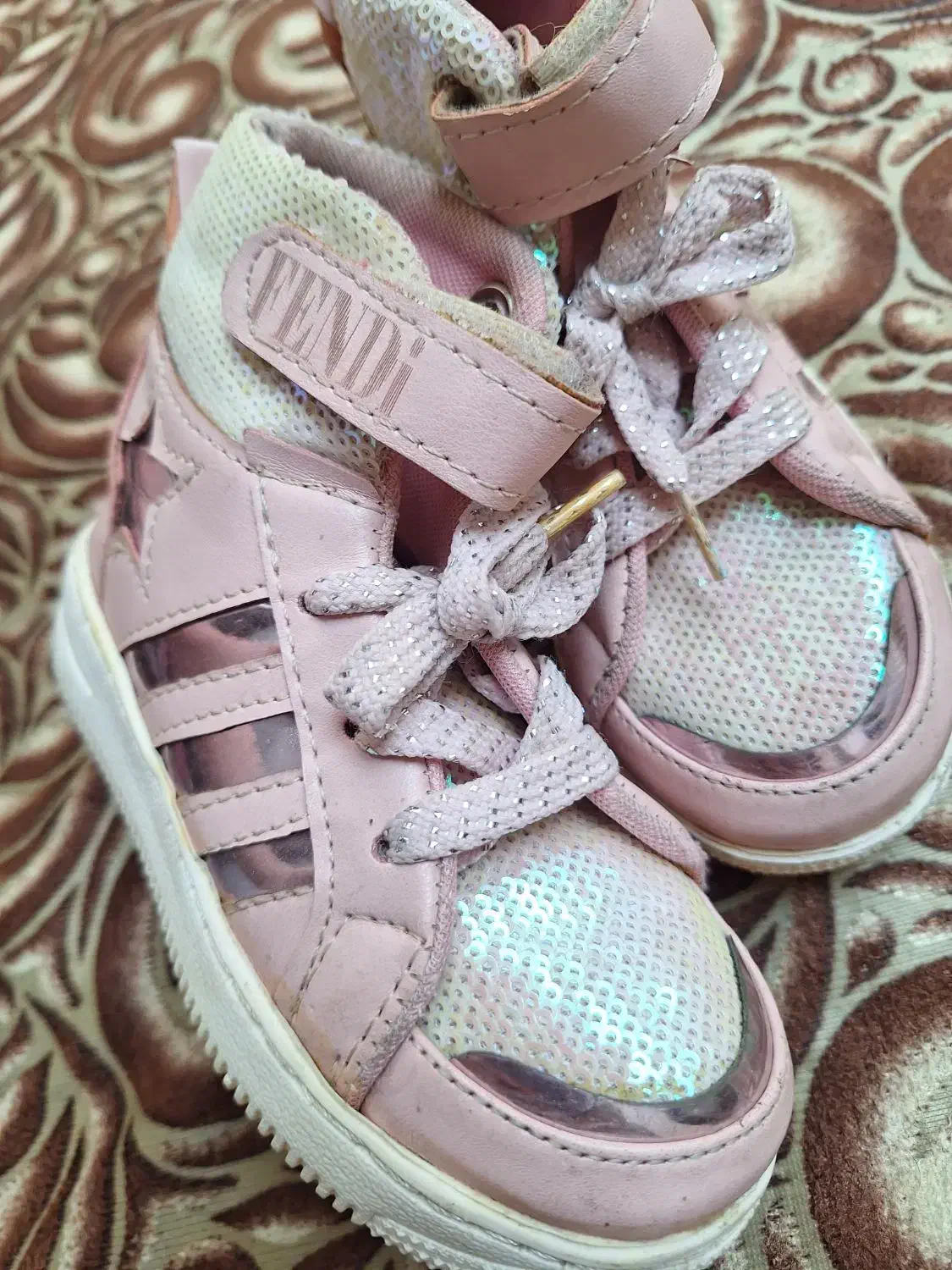 نیم بت و کفش سایز ۲۵ و ۲۹|کفش و لباس بچه|رشت, تازه آباد|دیوار