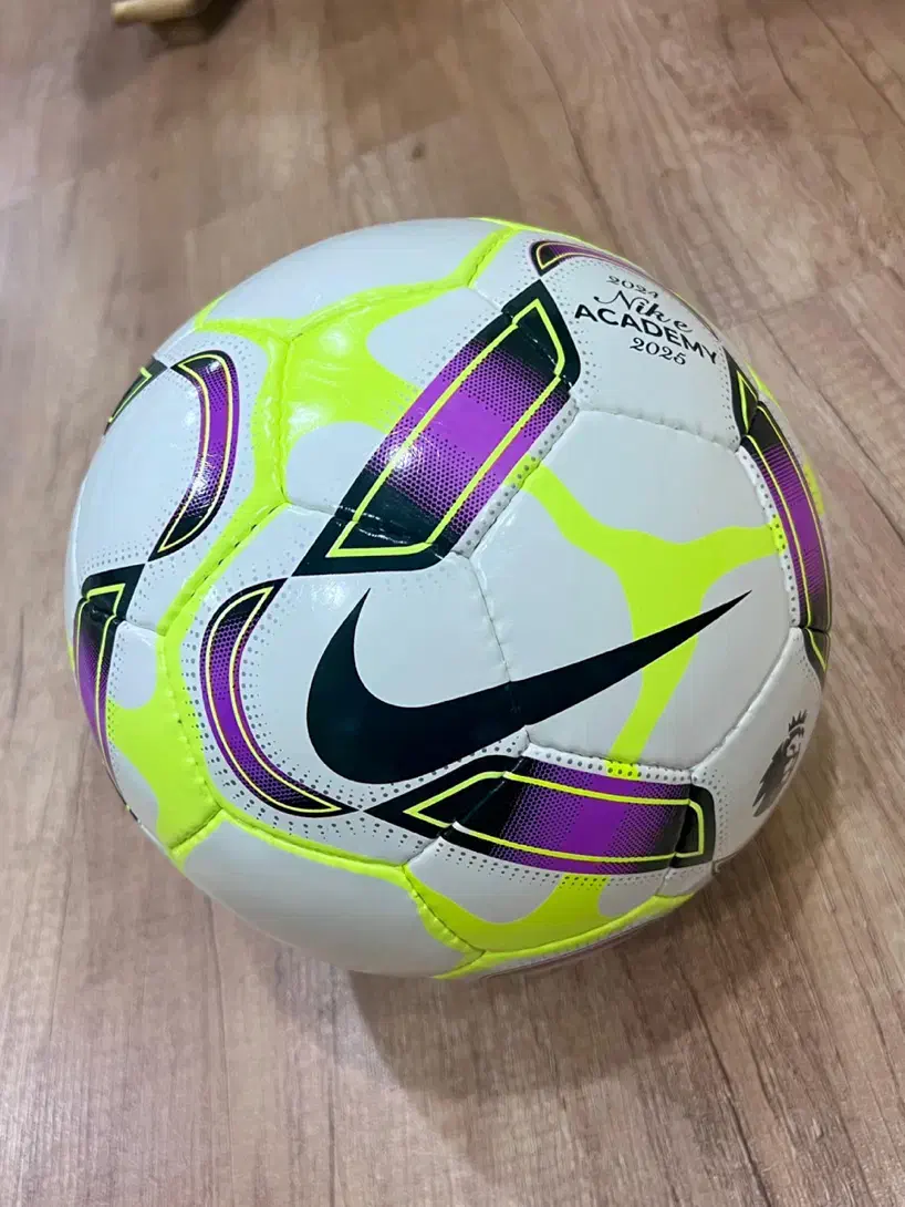 پخش توپ فوتبال و فوتسال اصل پاکستانی|ورزش‌های توپی|تهران, تهرانسر شمالی|دیوار