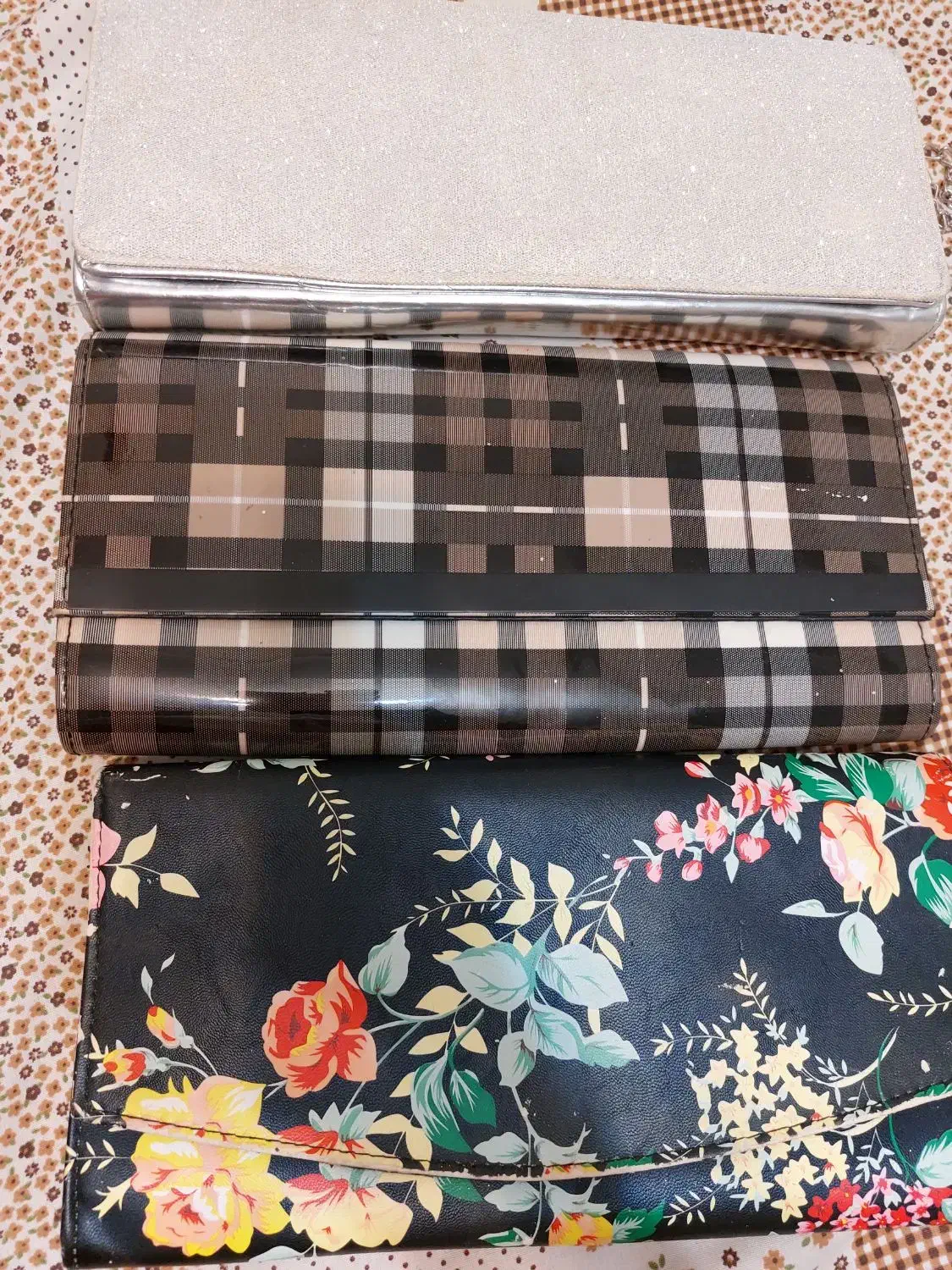 کیف مجلسی|کیف، کفش، کمربند|رشت, شهرک قدس|دیوار