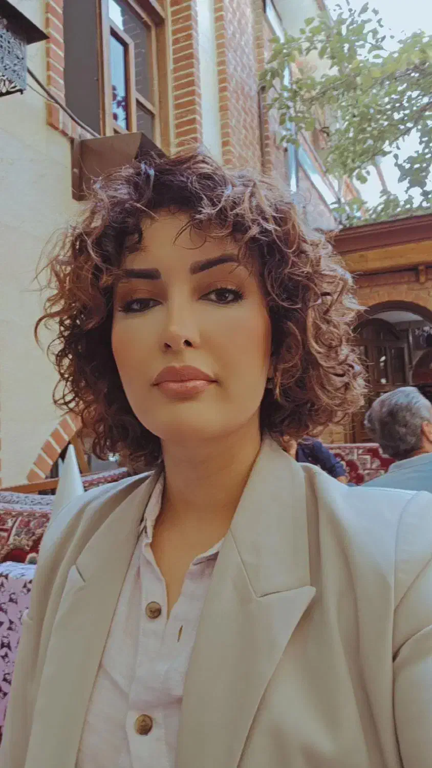 جایگاه خالی برای همکاران ارایشگر|استخدام درمانی، زیبایی، بهداشتی|تهران, میرداماد|دیوار