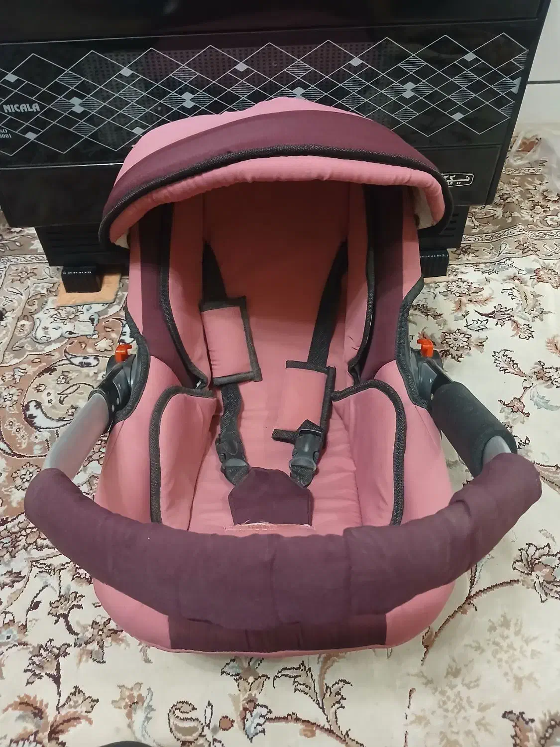 کریر|کالسکه و لوازم جانبی|مبارکه, |دیوار