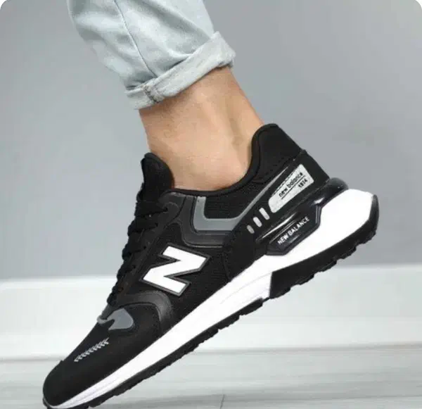 حراج کتونی نیوبالانس ۱۹۷۴.اورجینال فقط۵۵۰|کیف، کفش، کمربند|خرم‌آباد, |دیوار