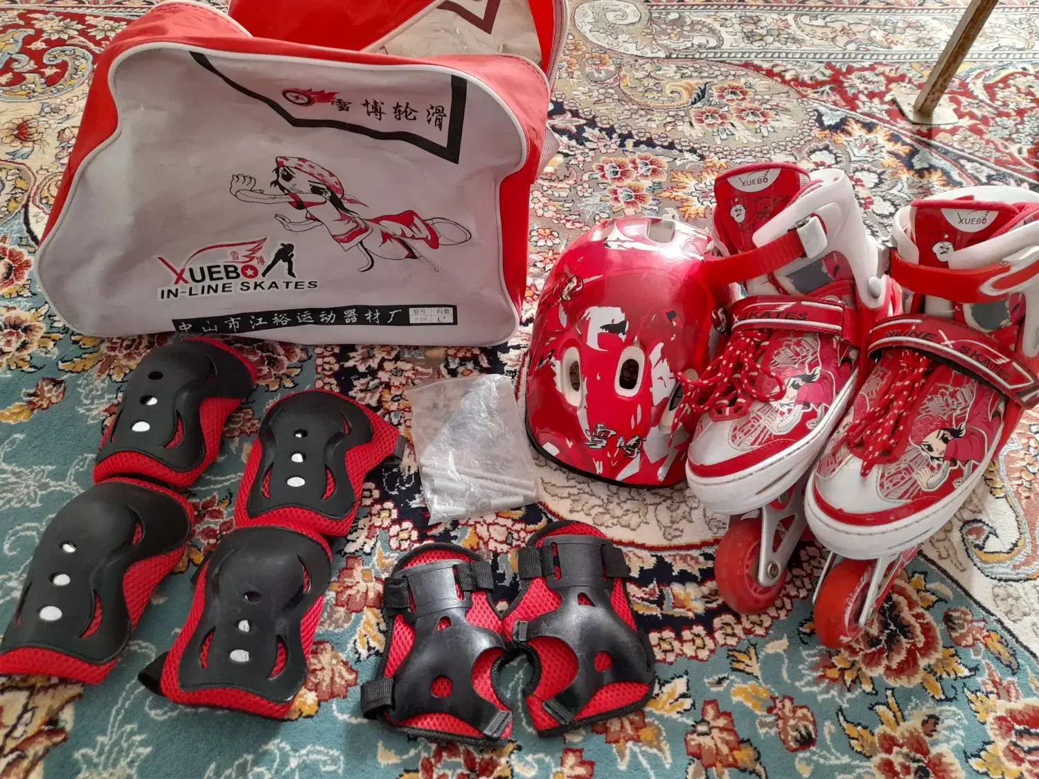 اسکیت در حد نو با تمام وسایل ایمنی|دوچرخه، اسکیت، اسکوتر|خوشاب, |دیوار