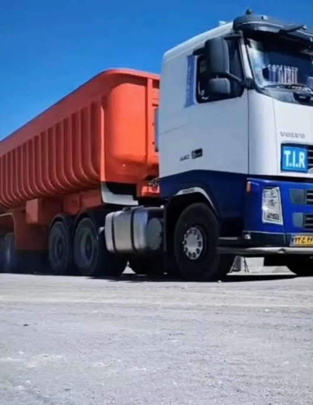 راننده پایه یک تریلی کمپرس|استخدام حمل و نقل|فردیس, شهرک وحدت|دیوار