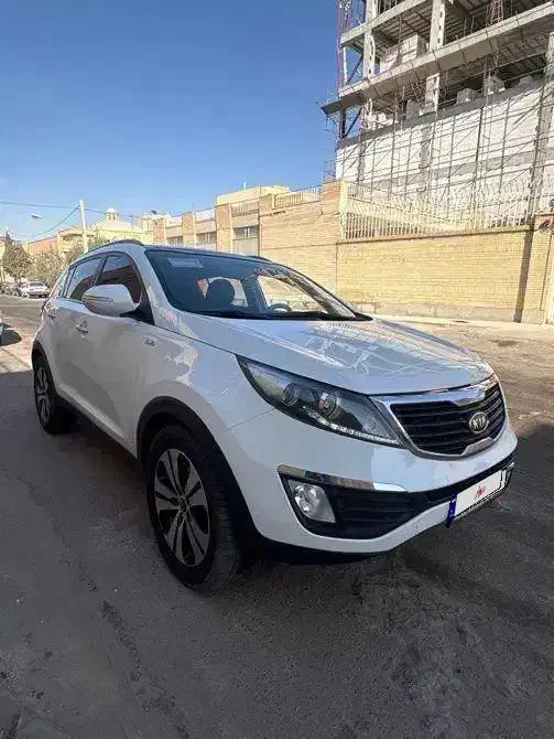 اسپرتیج2013فول کامل|خودرو سواری و وانت|یزد, |دیوار