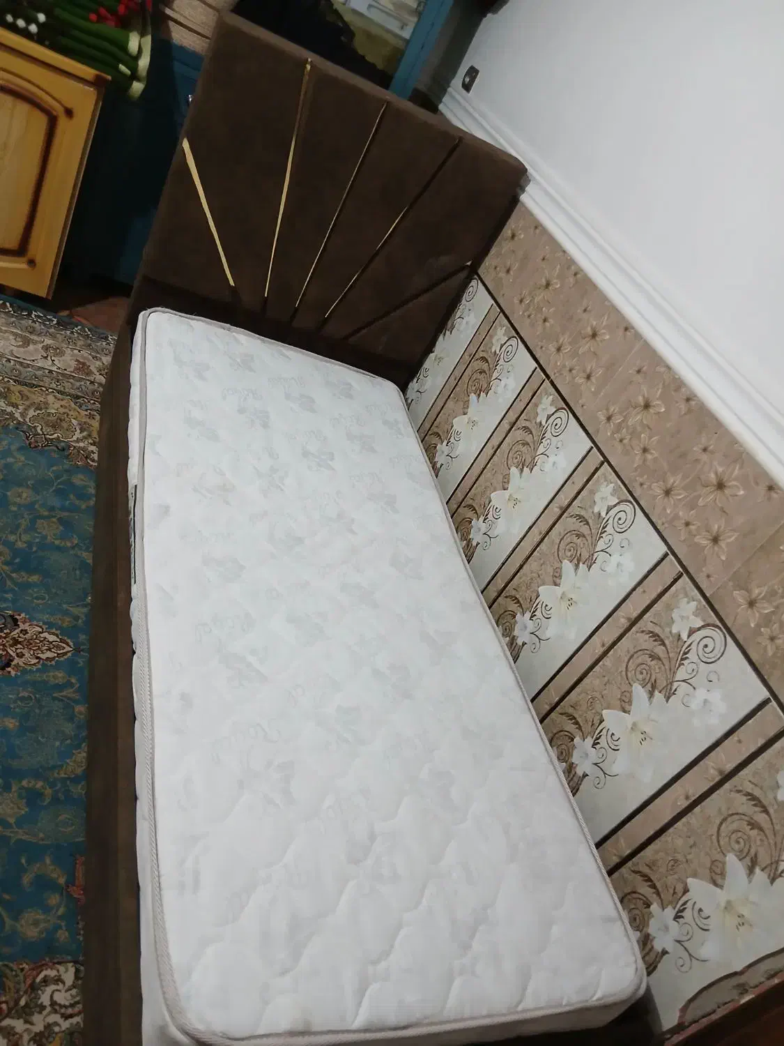 تخت خاب طبی|تخت و سرویس خواب|زاهدان, |دیوار