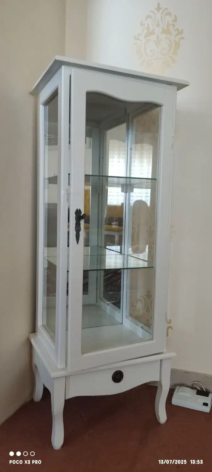 پشتی در حد نو و مینی بوفه|پشتی|بیرجند, |دیوار