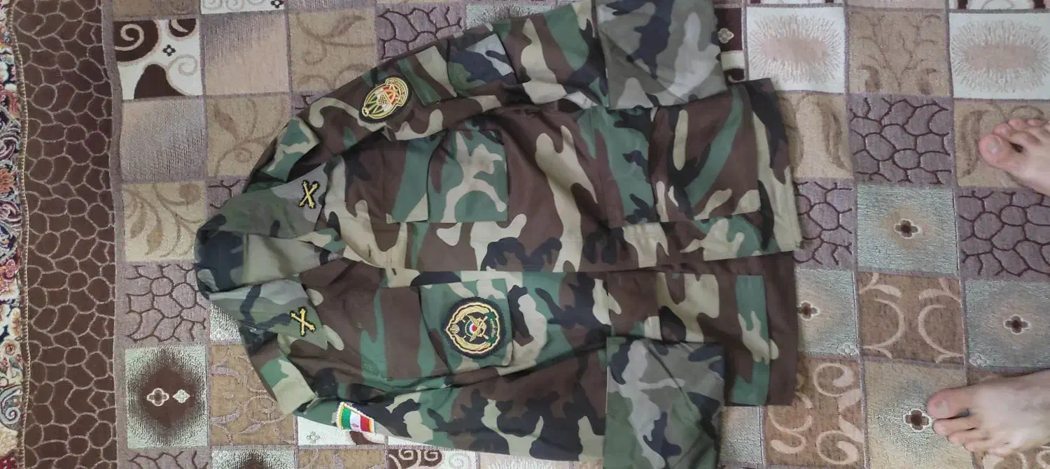 لباس و اورکت نظامی ارتش|لباس|تربتحیدریه, ترمینال|دیوار