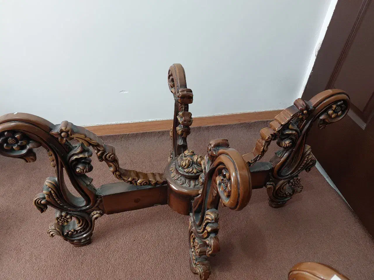 جلو مبلی سبک استیل|مبلمان خانگی و میز عسلی|بهشهر, |دیوار