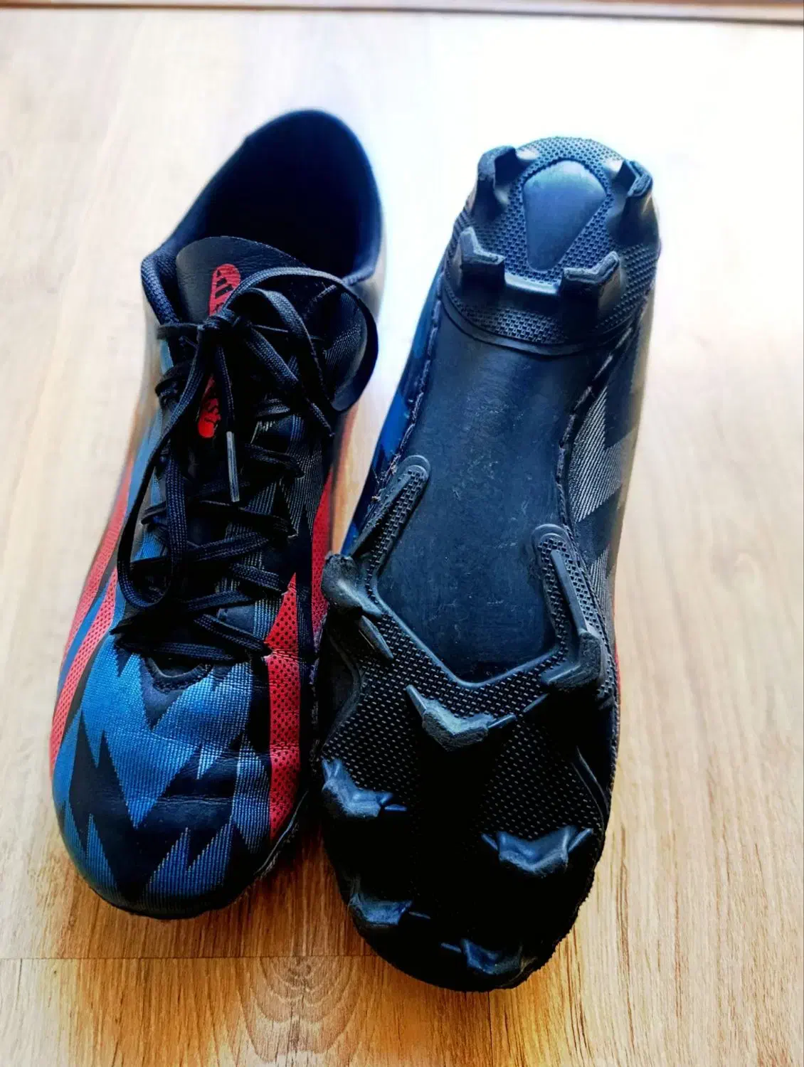 کفش آدیداس مدل کریزی رویه چرم پ|کیف، کفش، کمربند|میانه, |دیوار