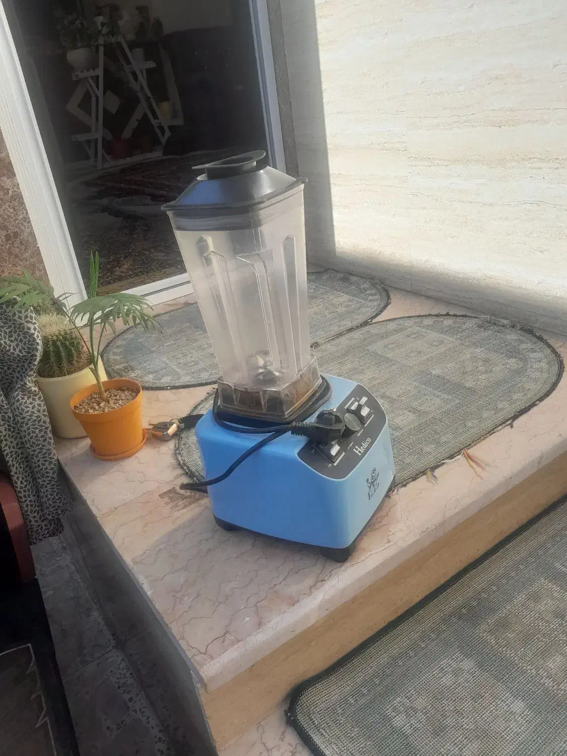 میکسر ابمیوه و یه عدد آب هویج|خردکن، آسیاب، غذاساز|لنگرود, |دیوار