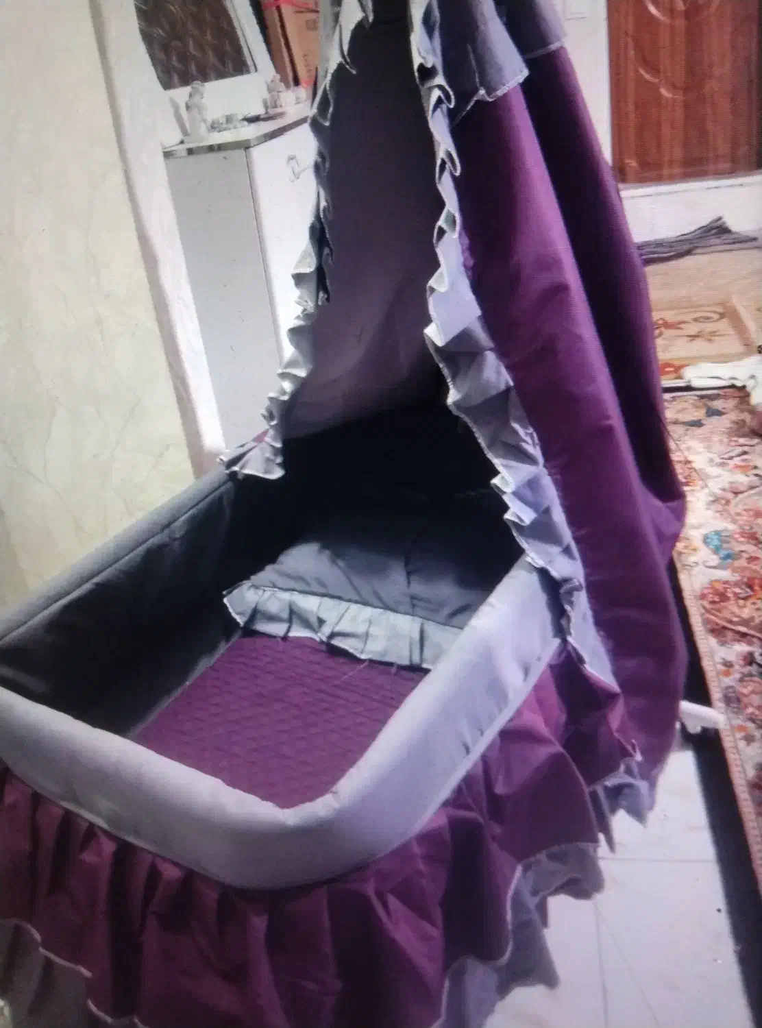 گهواره نوزاد|تخت و صندلی بچه|قیامدشت - خاورشهر, |دیوار