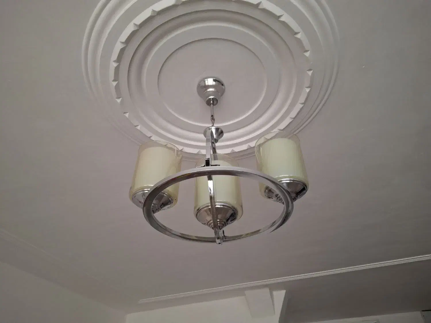 لوستر ۳شاخه و تک شاخه|لوستر و چراغ آویز|گلپایگان, |دیوار